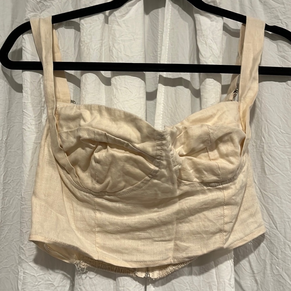 Cropped tee